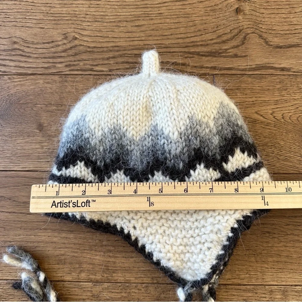 New Pure New Wool Hat Kids Size Handmade Made in Iceland